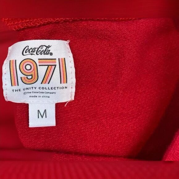 I’d Like to Buy the World a Coke Red Cropped Top Sweatshirt Crewneck Medium - Picture 3 of 4